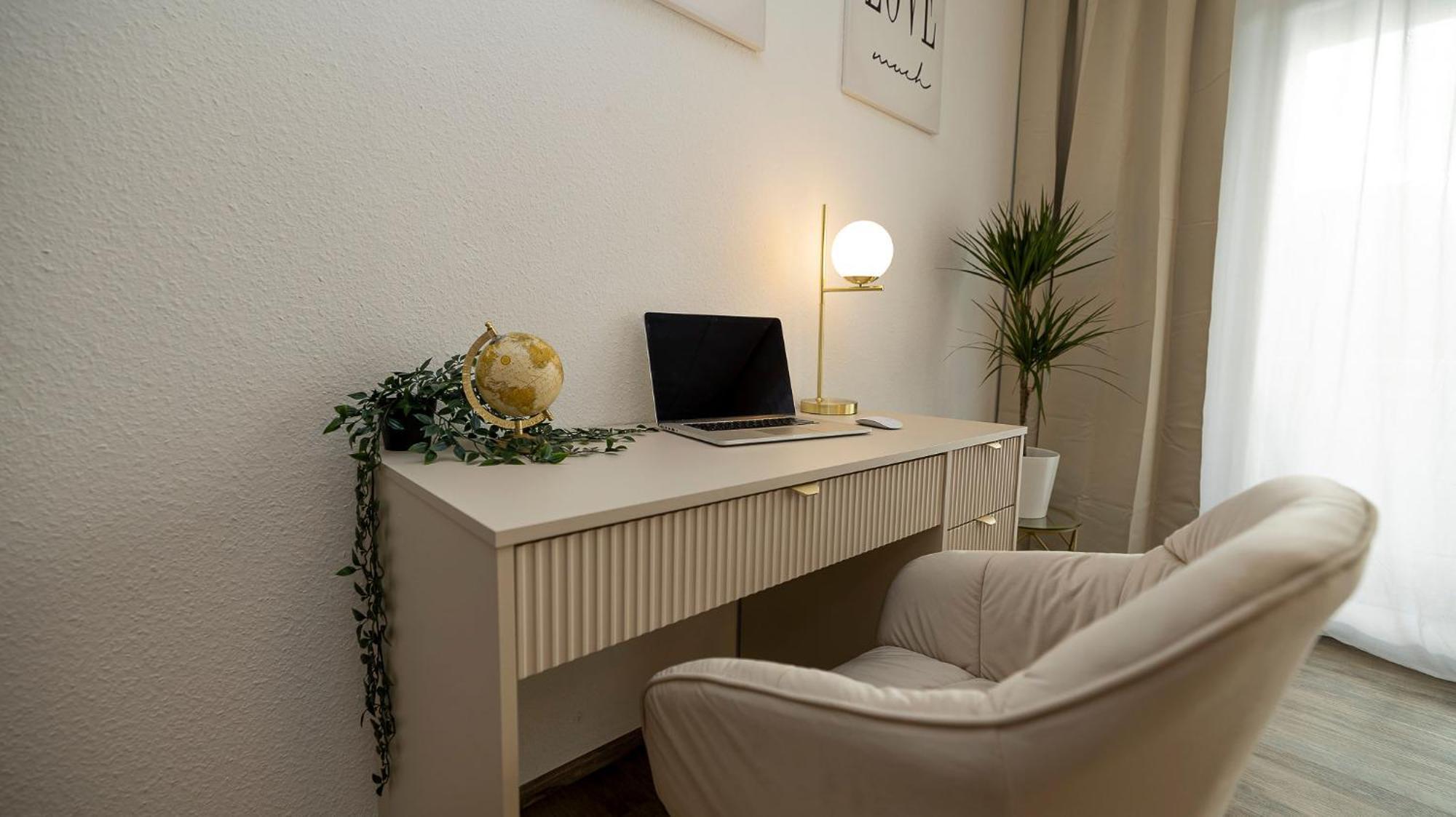 Luxx Home Mm, Airport- Fuer 7 Personen-Parken-Kueche Trunkelsberg Eksteriør bilde